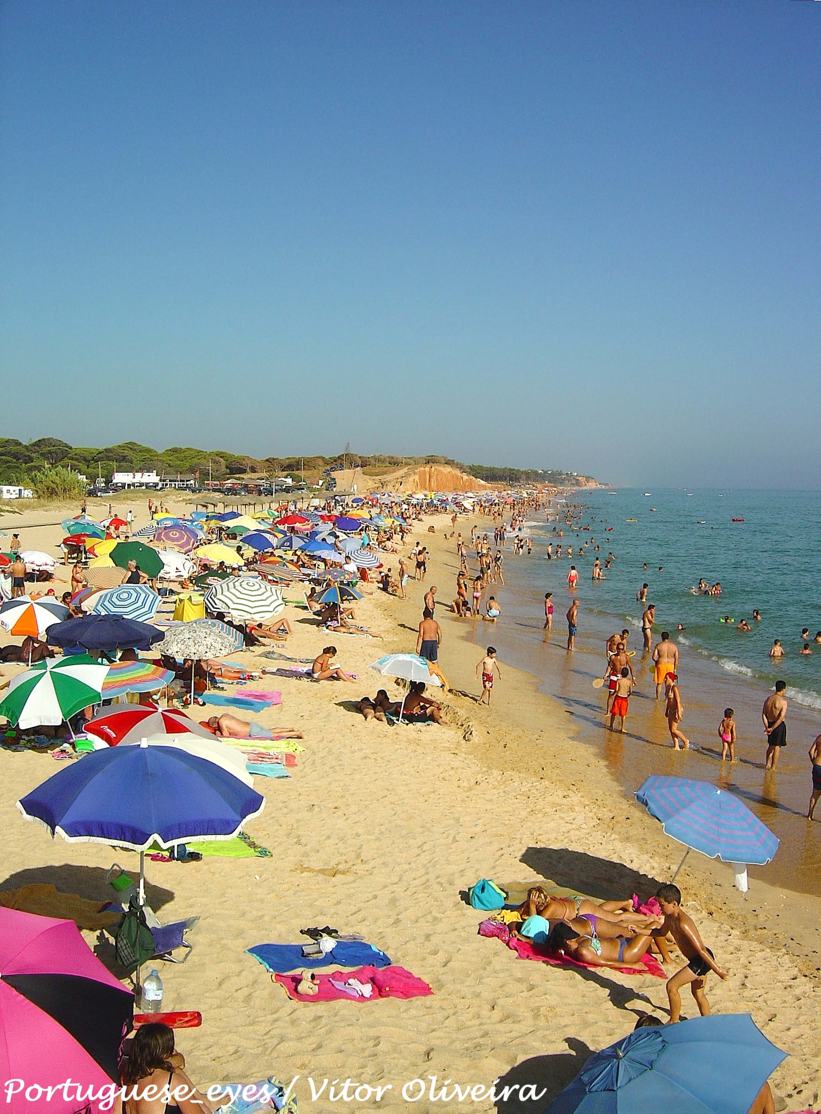 Forte Novo’s crowded shoreline